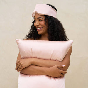 KITSCH Blush Contour Pillow Eye Mask