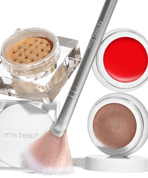 RMS Beauty Skin2Skin Fan Brush