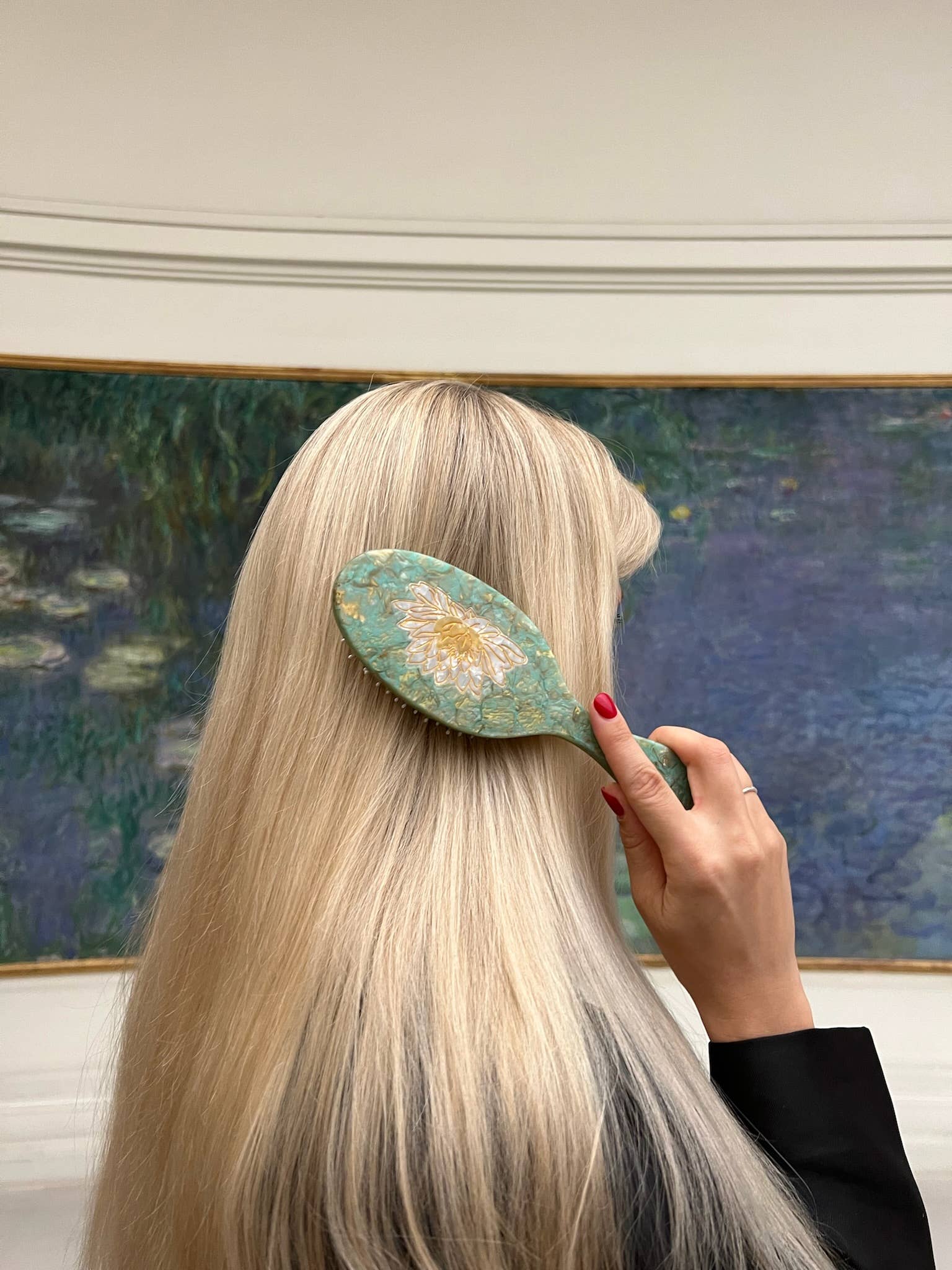 Solar Eclipse - Hand-painted Waterlily Acetate 2-1 Daily Hair Brush