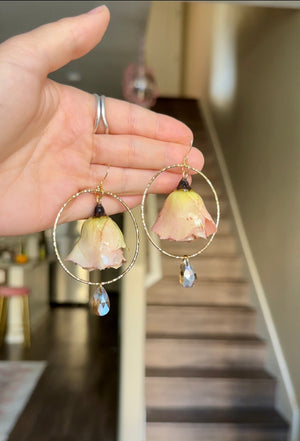 Blossom and Love Peachy Hammered Hoop Rose Suncatchers