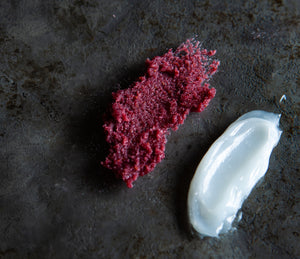 Abature Lip Scrub + Olivewood Spatula | Blackberry