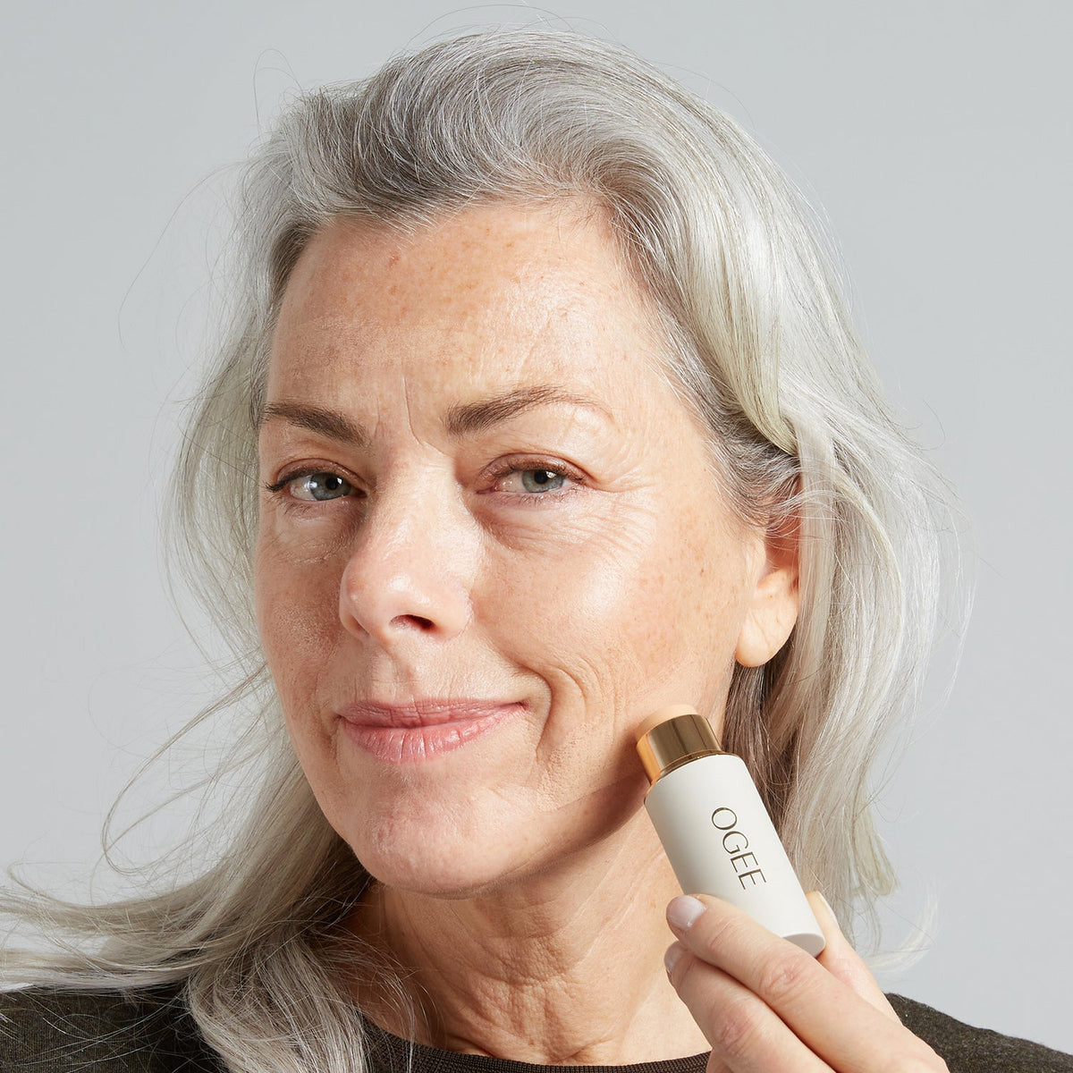 OGEE Sculpted Complexion Stick