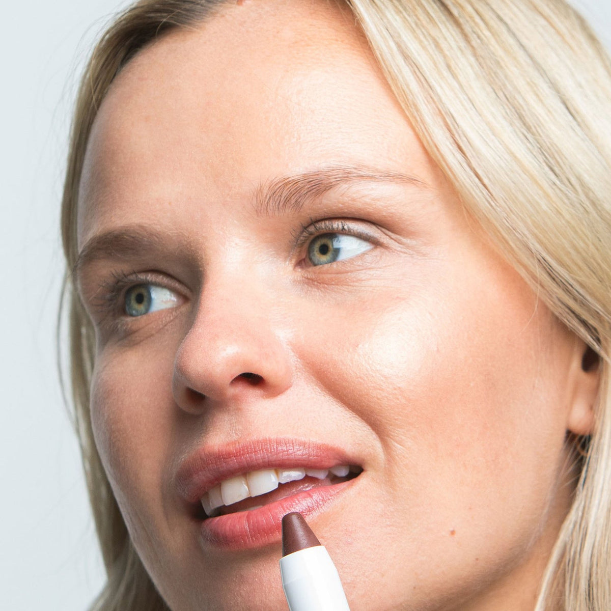 OGEE Tinted Sculpted Lip Oil | Conditioning Lip Color Treatment