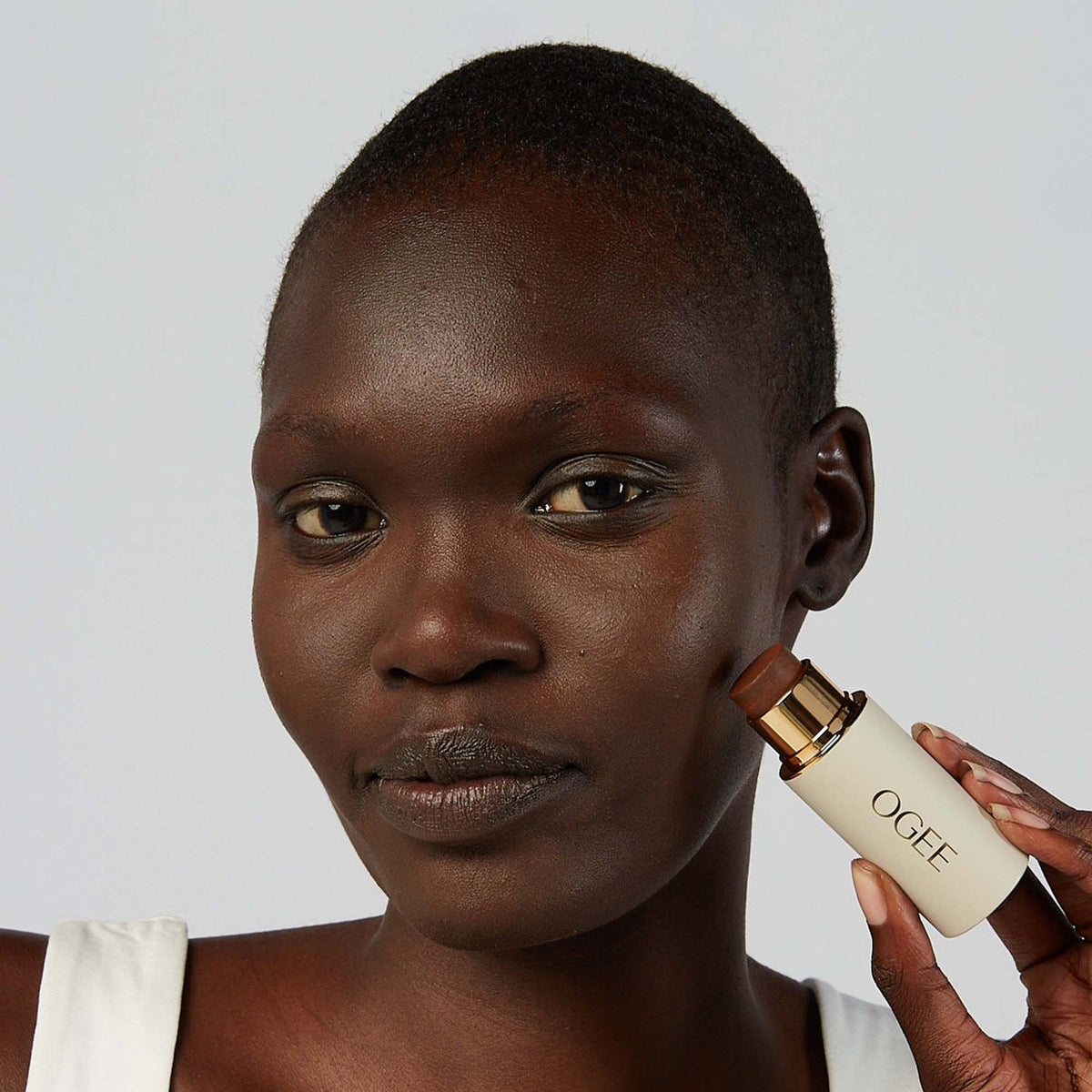 OGEE Sculpted Complexion Stick