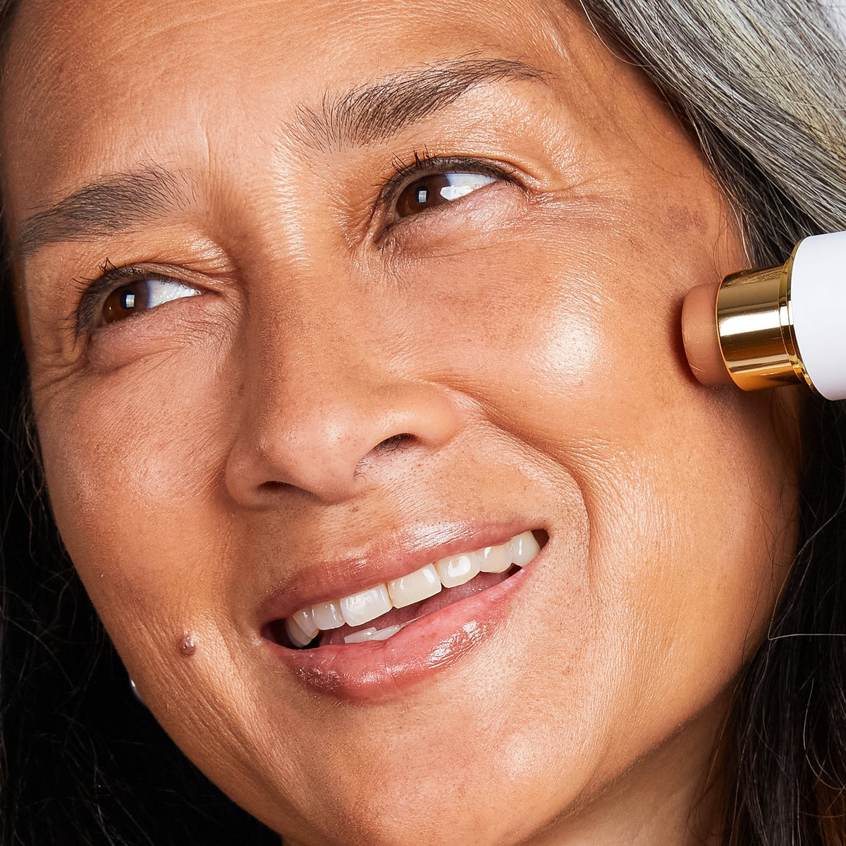 OGEE Sculpted Face Stick | Buildable Blendable Glow Enhancer