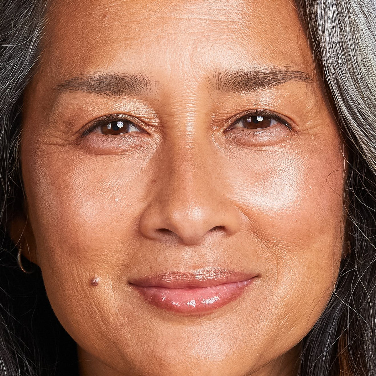 OGEE Sculpted Face Stick | Buildable Blendable Glow Enhancer