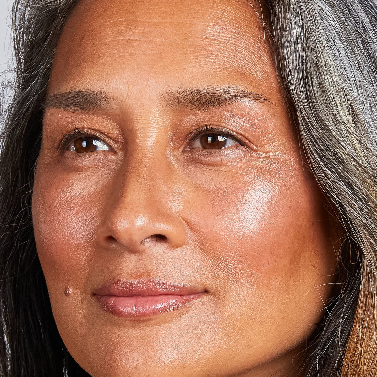 OGEE Sculpted Face Stick | Buildable Blendable Glow Enhancer