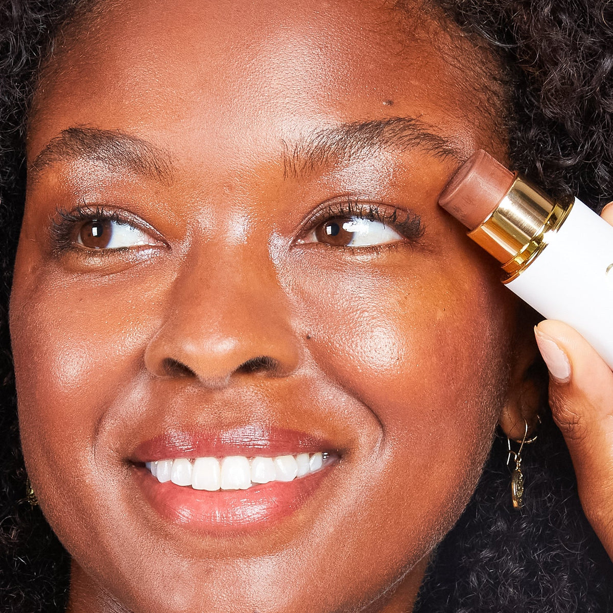 OGEE Sculpted Face Stick | Buildable Blendable Glow Enhancer