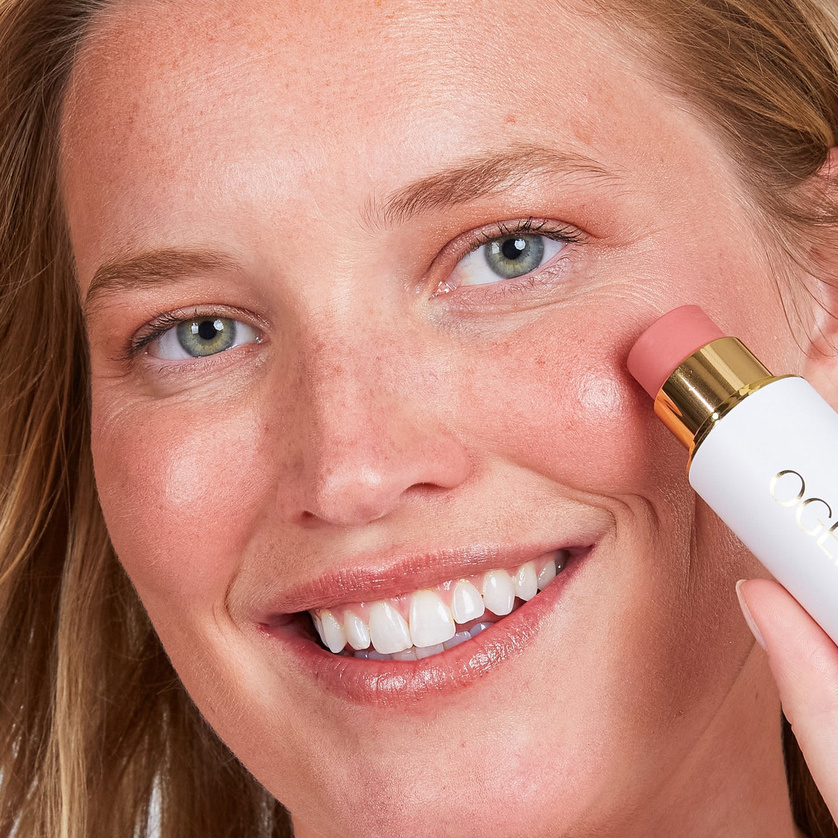 OGEE Sculpted Face Stick | Buildable Blendable Glow Enhancer