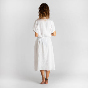 loom.ist Cotton Gauze Long Beach Cover Up | White