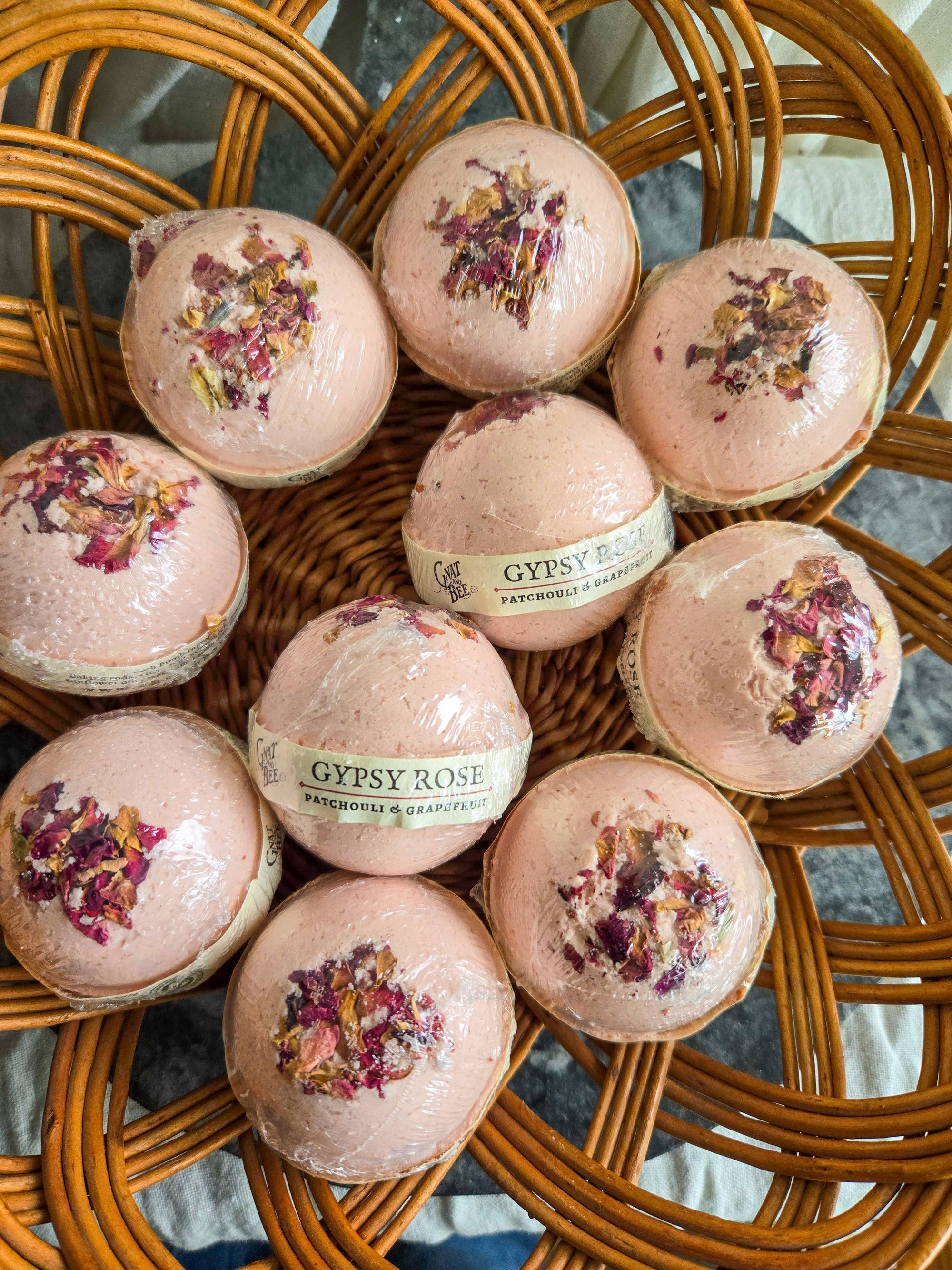 Gnat and Bee - Gypsy Rose | Natural Bath Bomb