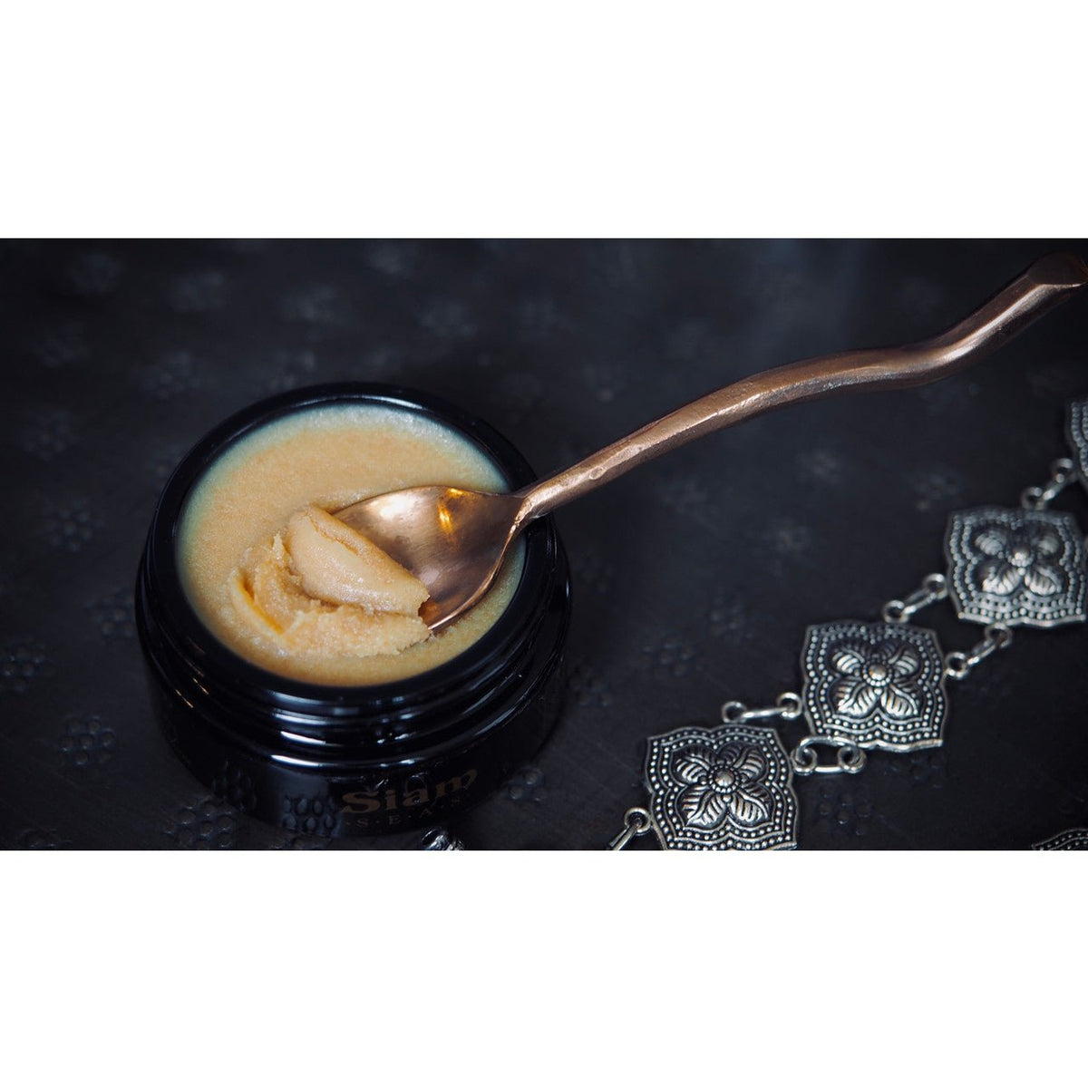 Siam Seas Mekha Exfoliating Cleanser | Dual-active exfoliator for dry, dull skin